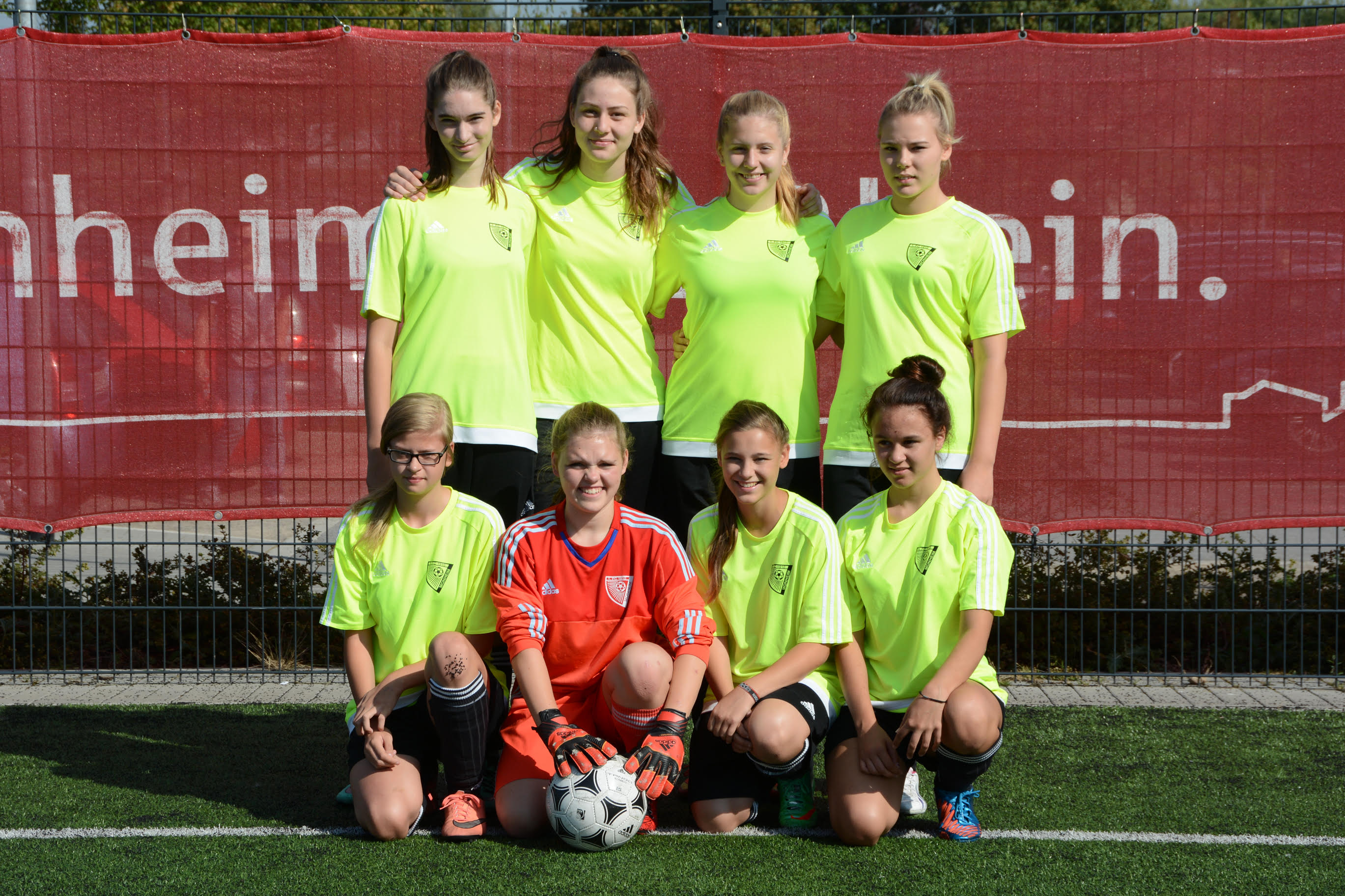 u17